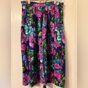 Vintage F. Shay of Boston Petite 12 Floral Skirt with side Pockets!!